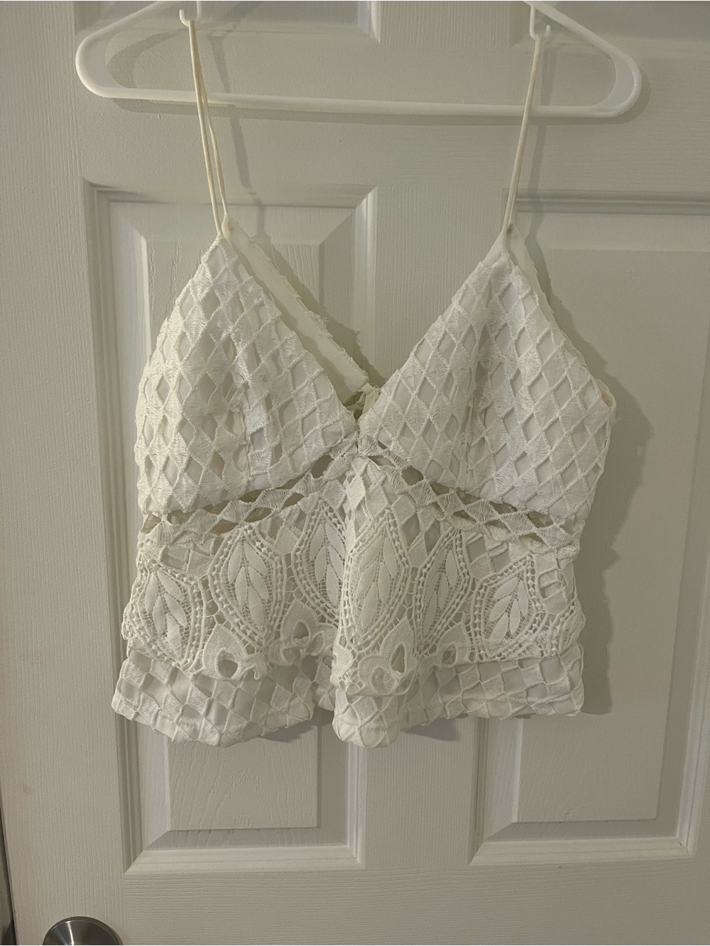 White Lace Crochet V-Neck Cami Top